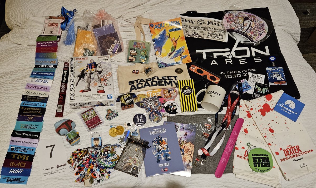 Kittie😴hibernating till next con tweet media