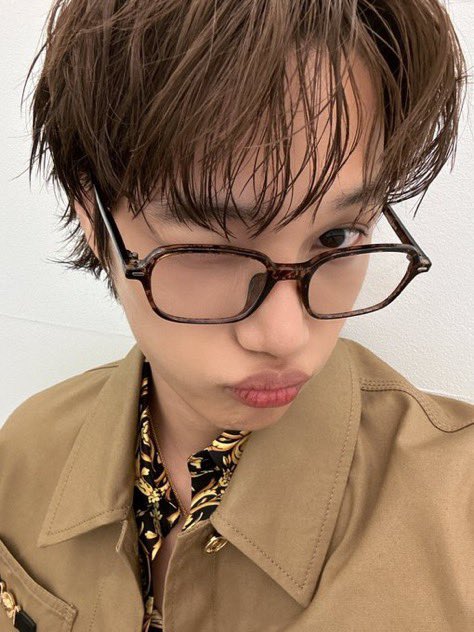 kaistylee's tweet image. good morNINIng kai nation💗💗