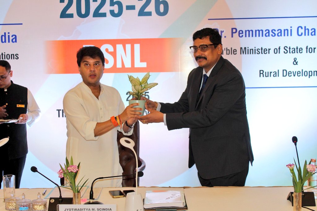 BSNLCorporate's tweet photo. #BSNL's #SRPM2025-26 commenced today, inaugurated by Hon’ble MoC Shri @JM_Scindia Ji and graced by Hon’ble MoSC Shri @PemmasaniOnX Ji in New Delhi.

Senior leadership, including @CMDBSNL, board members, Circle heads, and senior officers joined to review progress, address regional challenges, and chart the path ahead for BSNL’s network and service excellence.

#SRPM #BSNLIndia #BSNL