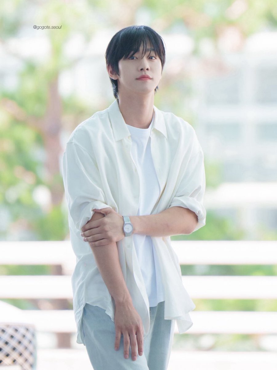 당장 청춘물 찍으셔야겠어요