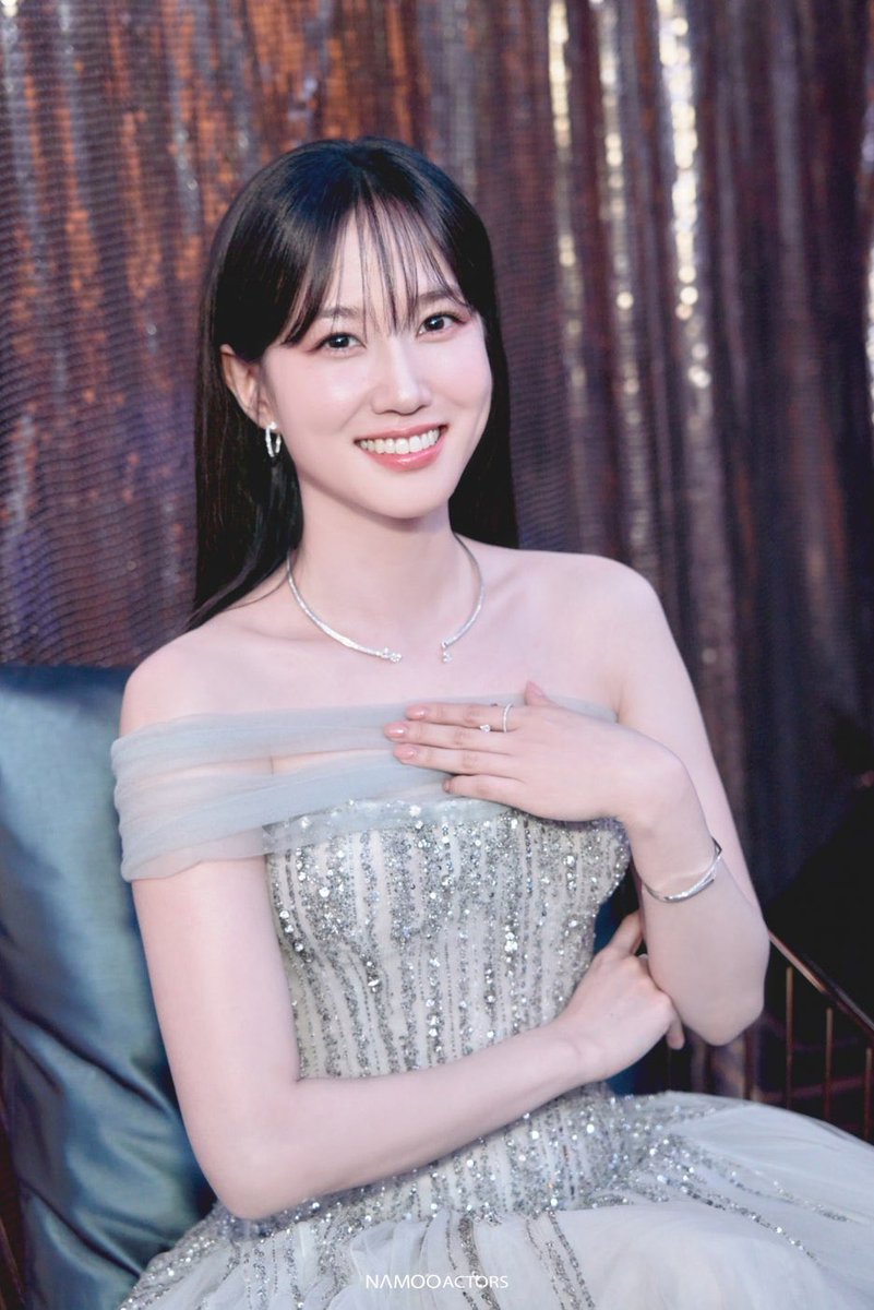 bird4peb's tweet image. PEB= Poised, Elegant and Beautiful💗
#ParkEunBin #박은빈
#朴恩斌 #パクウンビン