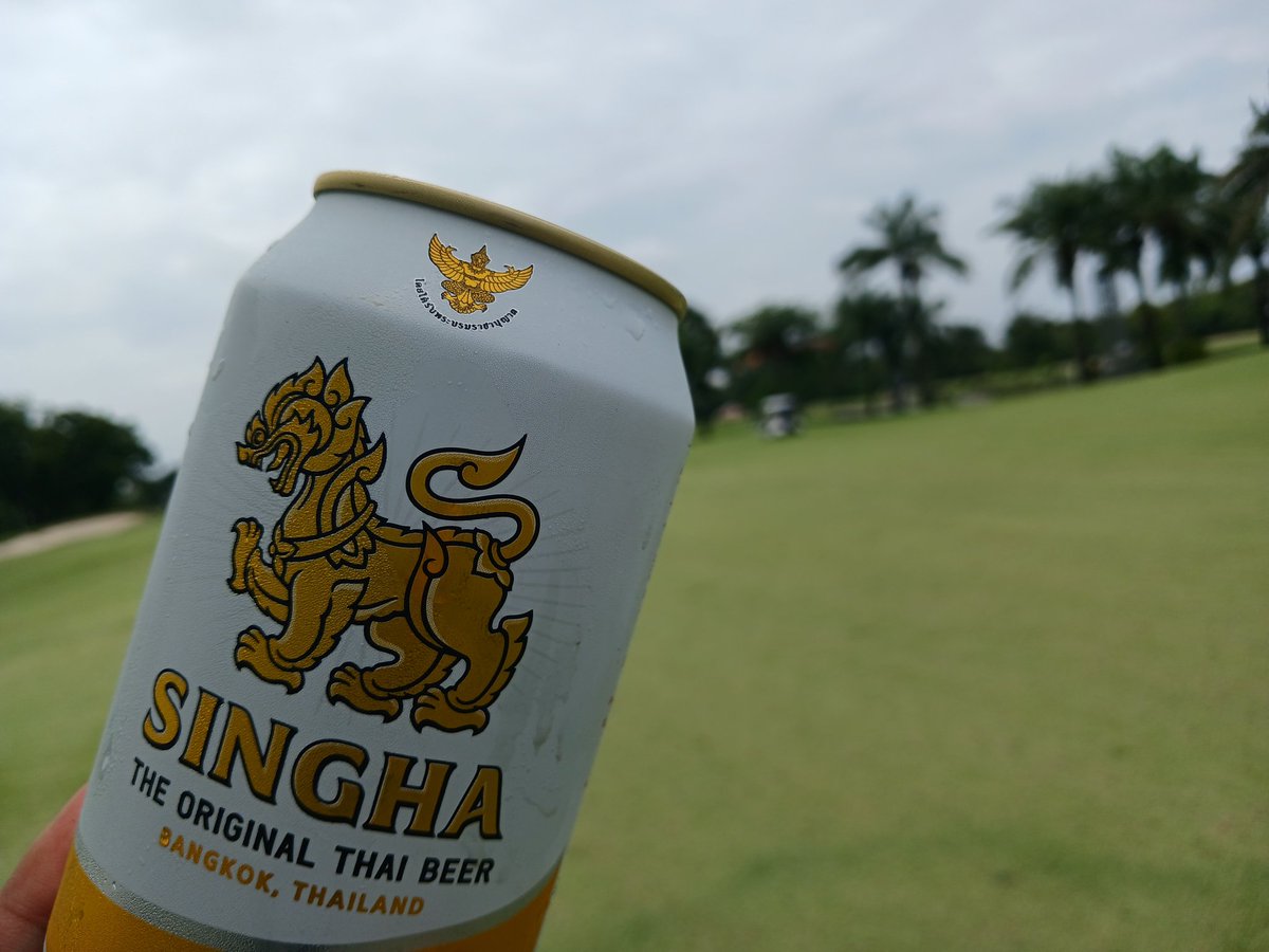 takum_bkk's tweet image. 今日は最高の芝刈りバイト日和だぜぇ