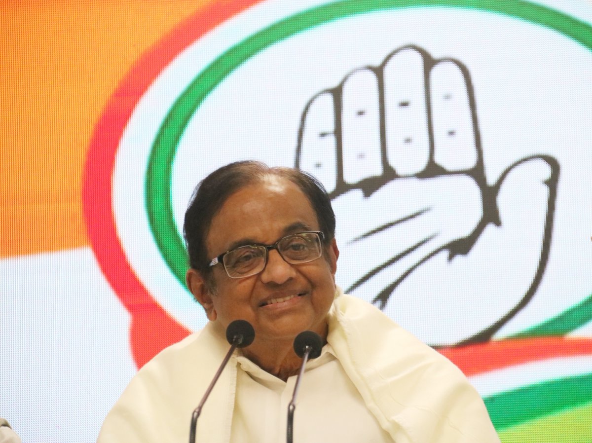 chitralekhamag's tweet image. આતંકવાદી પાકિસ્તાનથી આવ્યાના કોઈ પુરાવા નથી: પી. ચિદમ્બરમ...
#NIA #Identify #terrorists #Pakistan #PahalgamAttack #Statement #Congressleader #PChidambaram #BJP #Controversy #Evidence #Parliament #Chitralekha 

chitralekha.com/news/no-eviden…