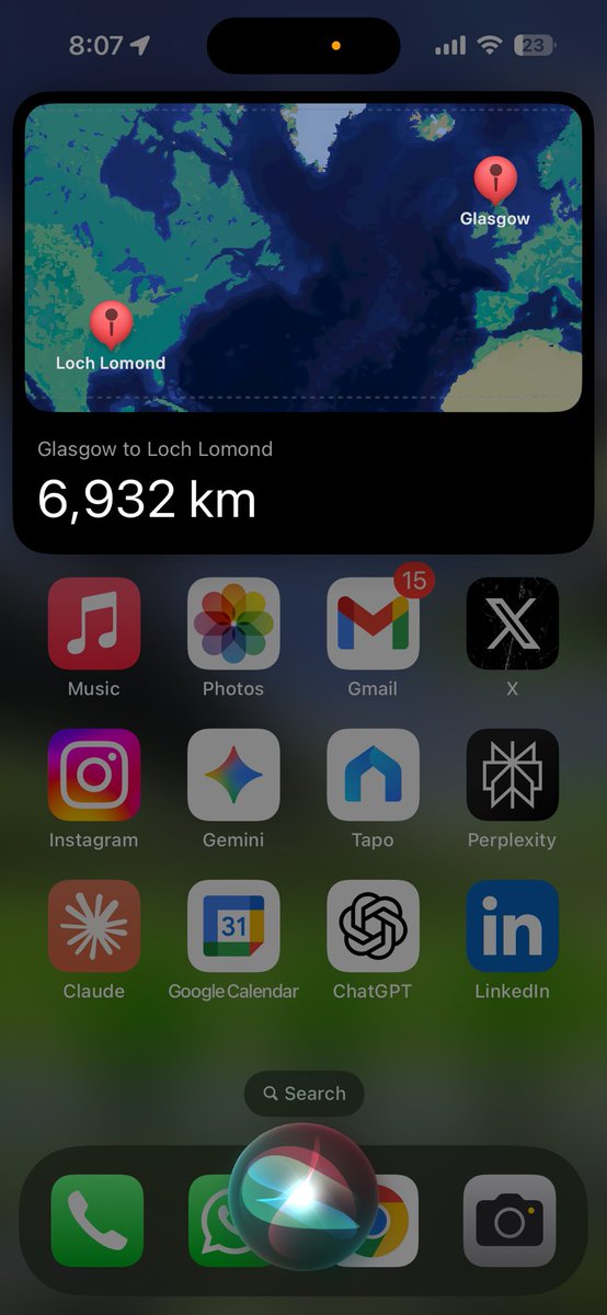 _orcaman's tweet image. ״הי סירי, למה את נעל?״
(שאלתי אותה פה על ה driving time בין מקום ליד לוך לומונד, שהוא האגם הגדול בסקוטלנד לבין גלזגו, וקיבלתי את המרחק בקילומטרים בין איזה לוך לומונד מפגר באמריקה).
זה כאילו מהפכת ה-AI דילגה לגמרי על ה-iPhone 🤷♂️
דרוש שם M&A דחוף בהול עוד מ2023.