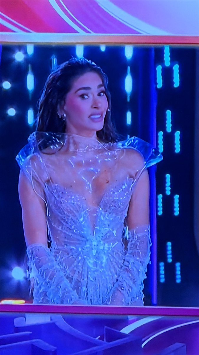 gonzalopolis's tweet image. Muy práctico el vestido ensaladera de Galilea Montijo en #LaCasaDeLosFamososMx