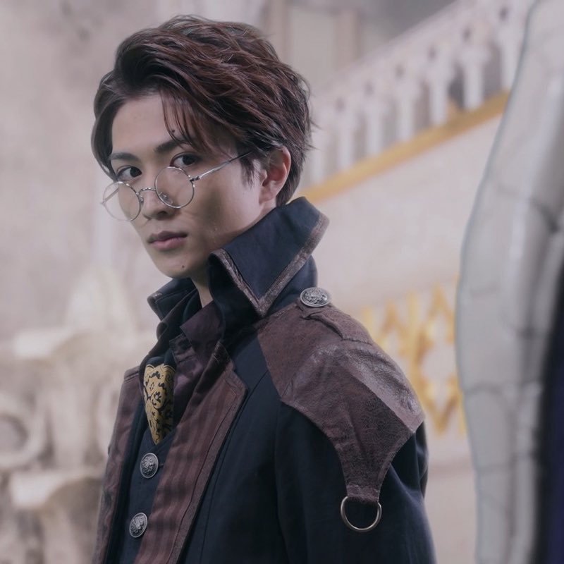 Shouma on first arc: I love candies and making friends :)

Shouma on final arc: I’m assassinating the president before election.