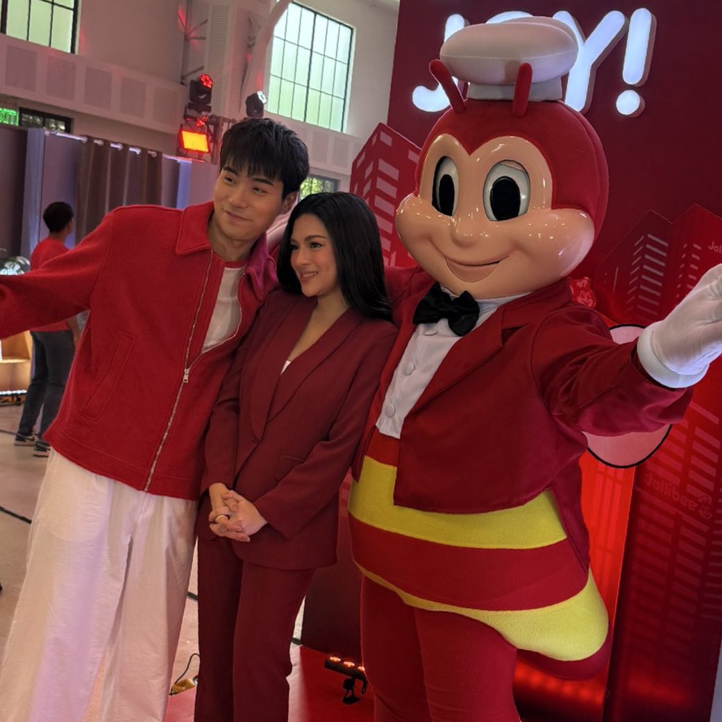 zellereen's tweet image. bulok ang transition whomst? i only know brent “transitionist” manalo
#MikBrentforJollibee | #JollibeeApp