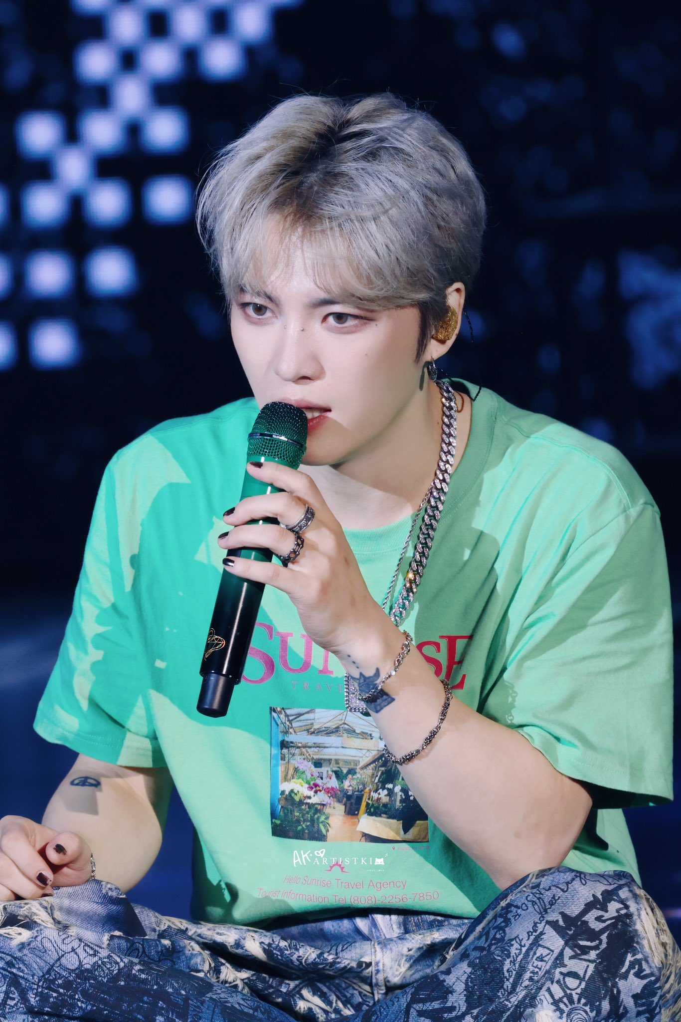 キム・アジュン直筆サイン入り超大型写真…Kim A Joong 61noXKjo6nL._UF894,1000_QL80_.jpg