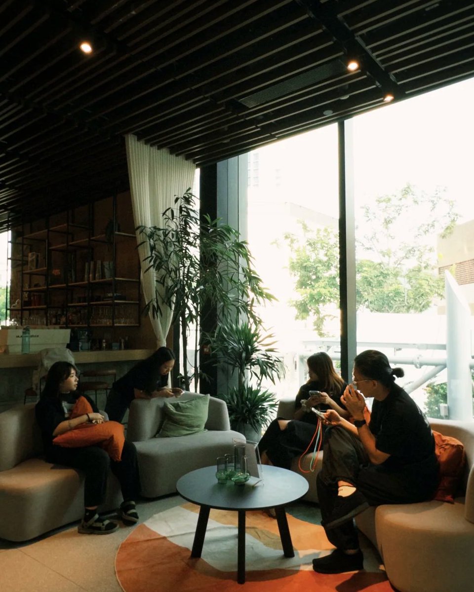 ChenDailyLog's tweet image. My friends love this kind of party.