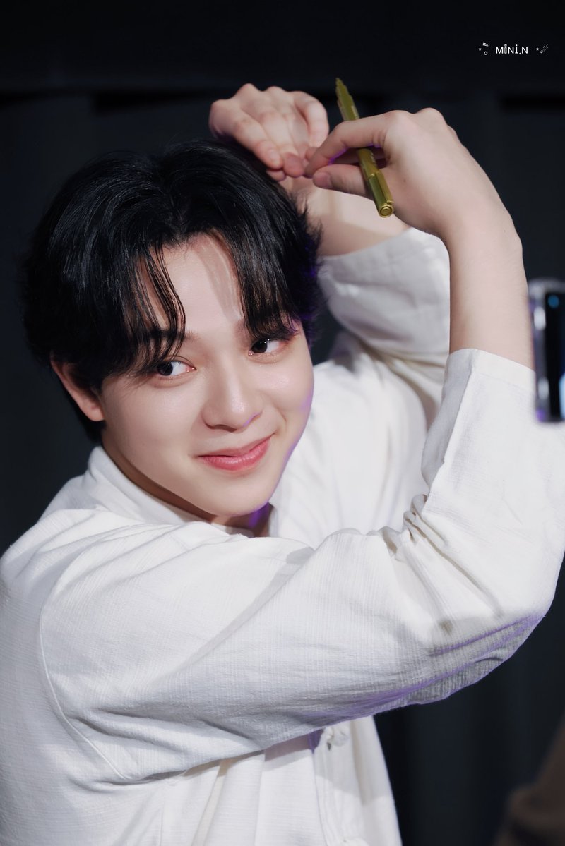 _mini_n's tweet image. ติดโบว์ 🎀 แบบจริตคนสวยขา
#ADreamVoyageMaxkyBas_CNX
#บาสเด็กอ้วนที่แท้จริง
