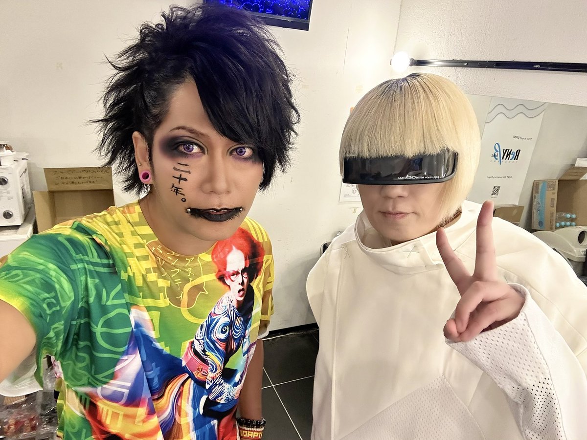 ada_fukusuke's tweet image. そしてモチのロンろんFLOPPYさんありがとうございました！
昨日は一番の心の拠り所だったよ。ｼｬ｡
きっとヒロム君が1番若手だったね。若造がっ！笑。

三浦さんも本当にありがとうございました。

とりあえず3日後トム頑張ろうぜ。友よ。