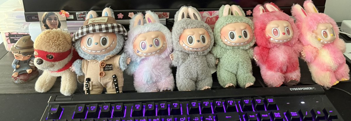 maralikemeow's tweet image. look at my pc guys so cutesy. and its my birthday