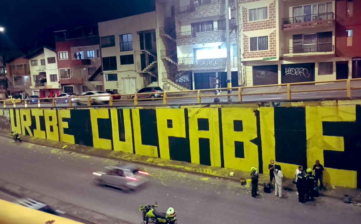 AlejoToroAnt's tweet image. ¡Si Antioquia cambia, cambia Colombia! Gracias a los colectivos de grafiteros de Medellín por seguir resistiendo