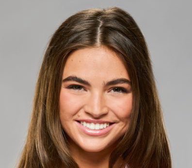 laneybabe23's tweet image. This flop should not have been cast this season, watching her on the live feeds is a crime against humanity. #bb27