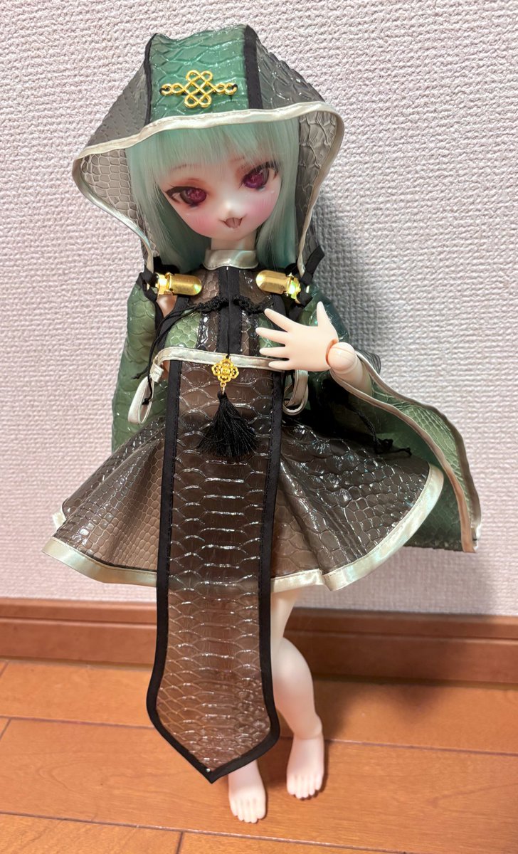 Agitator_7306's tweet image. 戦利品パート2!emu様(@tir_metamo )の
蛇衣装セット〜ʅ(❛ω❜)ʃ半透明でかつ蛇のディテールマシマシでとっても素敵なデザイン…!サーヤちゃんも気に入ってくれてるようです( ˘ω˘ )
#ティアメタモ