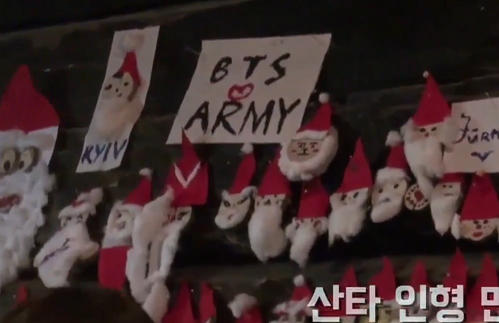 convrsehgh's tweet image. "What if we stayed in the soop house" this...... "What if we stayed in the ays airbnb" that....... more like What if we kissed underneath BTS's santa's in Norway from S1 Bon Voyage....?