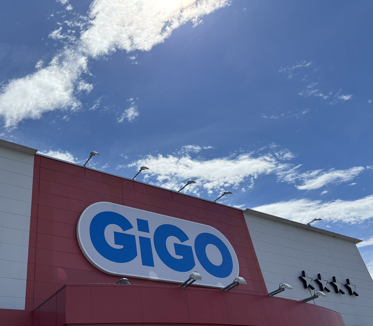 GiGO_Rifu's tweet image. おはようございます😃
本日朝10時から営業開始しております♪
#GiGO利府