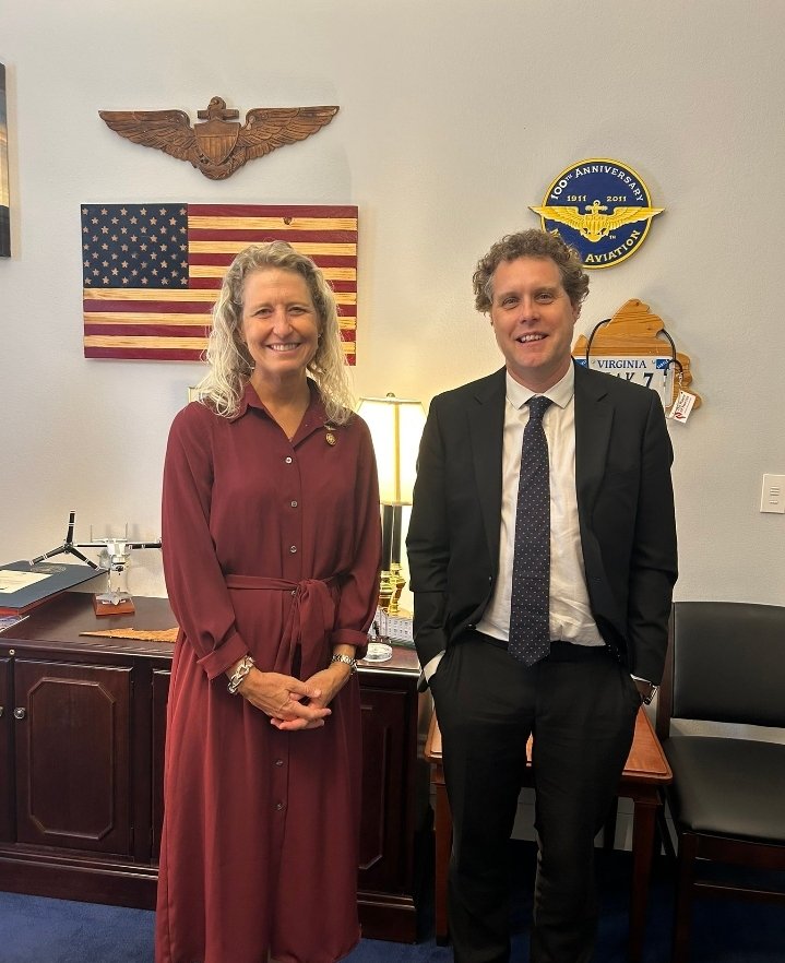 sean (@gykiwi03) on Twitter photo $RKLB 🌏🇳🇿🇺🇲🇦🇺🇩🇪🇨🇦🇯🇵🇰🇷🇬🇧...
Sir Peter Beck with congresswoman <a href="/RepJenKiggans/">Congresswoman Jen Kiggans</a>. A nurse practitioner serving as the U.S. representative for Virginia, Jen Kiggans is a former United States Navy helicopter pilot. $RKLB 🌏🇳🇿🇺🇲🇦🇺🇩🇪🇨🇦🇯🇵🇰🇷🇬🇧...
Sir Peter Beck with congresswoman <a href="/RepJenKiggans/">Congresswoman Jen Kiggans</a>. A nurse practitioner serving as the U.S. representative for Virginia, Jen Kiggans is a former United States Navy helicopter pilot.