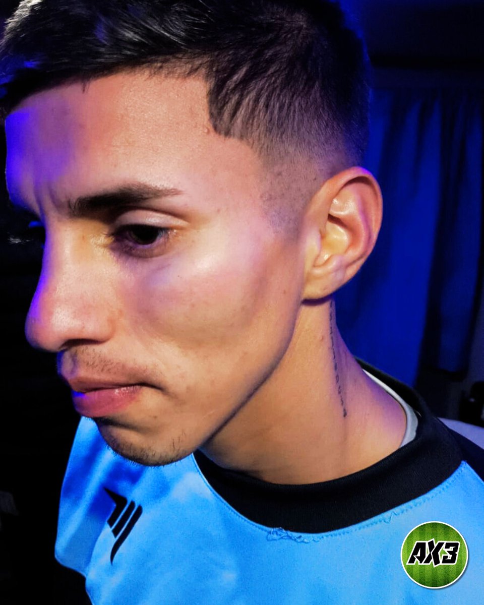 ElAscensox3's tweet image. 📸Imagenes de alguno de los jugadores de VICTORIANO ARENAS agredidos en cancha de Central Ballester.

Fede Ulayar, quien había sido hospitalizado, recibió suero y antibioticos y ya se encuentra con el plantel.

Luis Ventura, está en el Sanatorio Trinidad haciendose una…