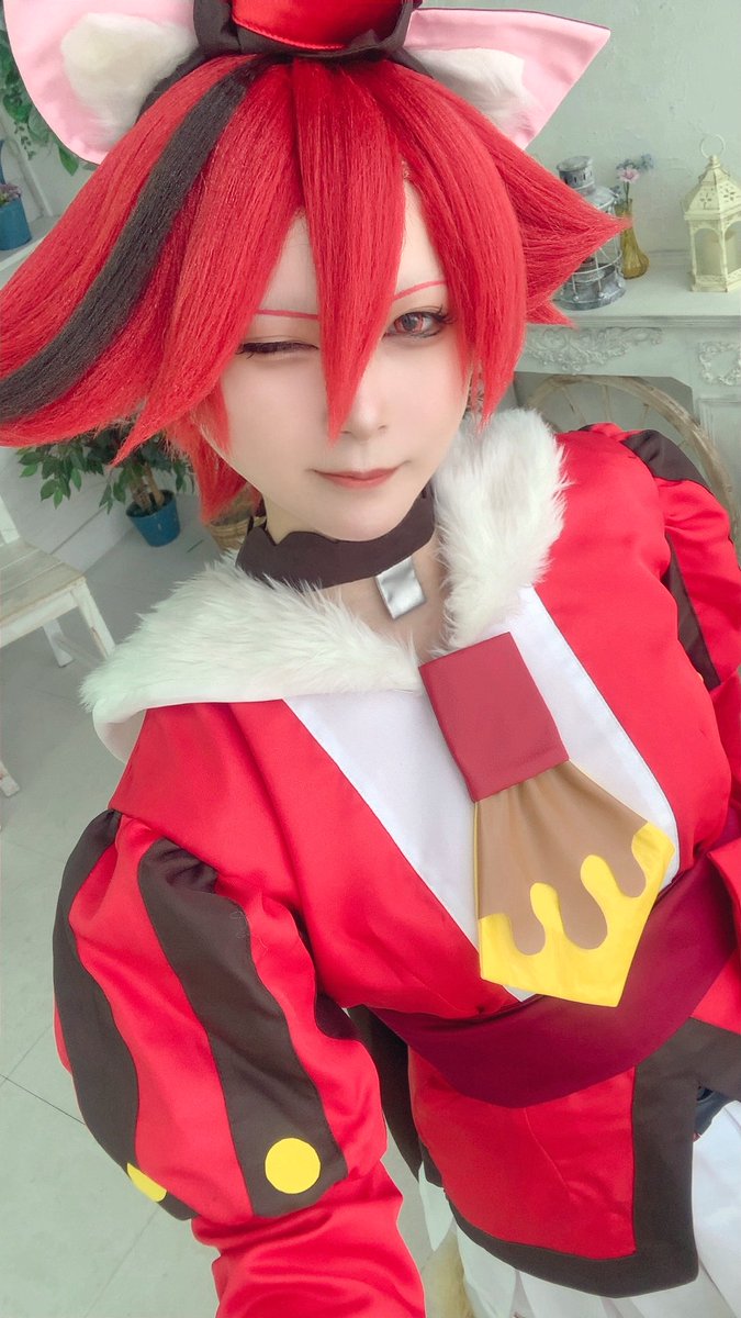 ri_o_n_cos's tweet image. ウインク下手くそ芸人による精一杯のウインク、がんばりました😉
