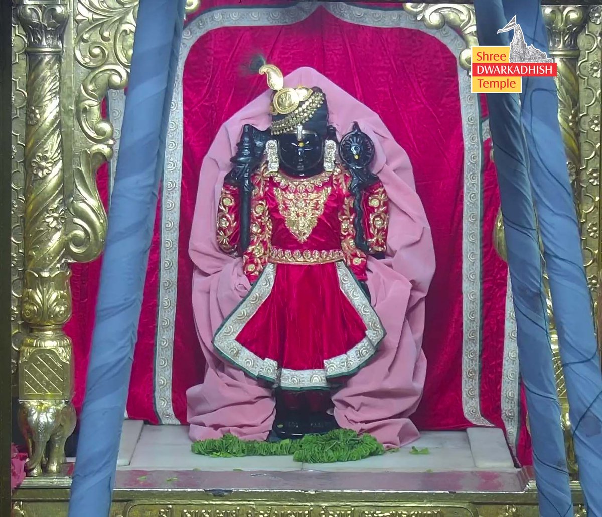 DwarkaOfficial's tweet image. राजाधिराज द्वारकाधीश जी के मङ्गला आरती दर्शन 🙏🏻 
श्री द्वारकाधीश मंदिर द्वारका,गुजरात
दिनांक :- 28/07/2025 सोमवार                           

#dwarka #manglaaarti
#shreedwarkadhishjagadmandirdwarka
