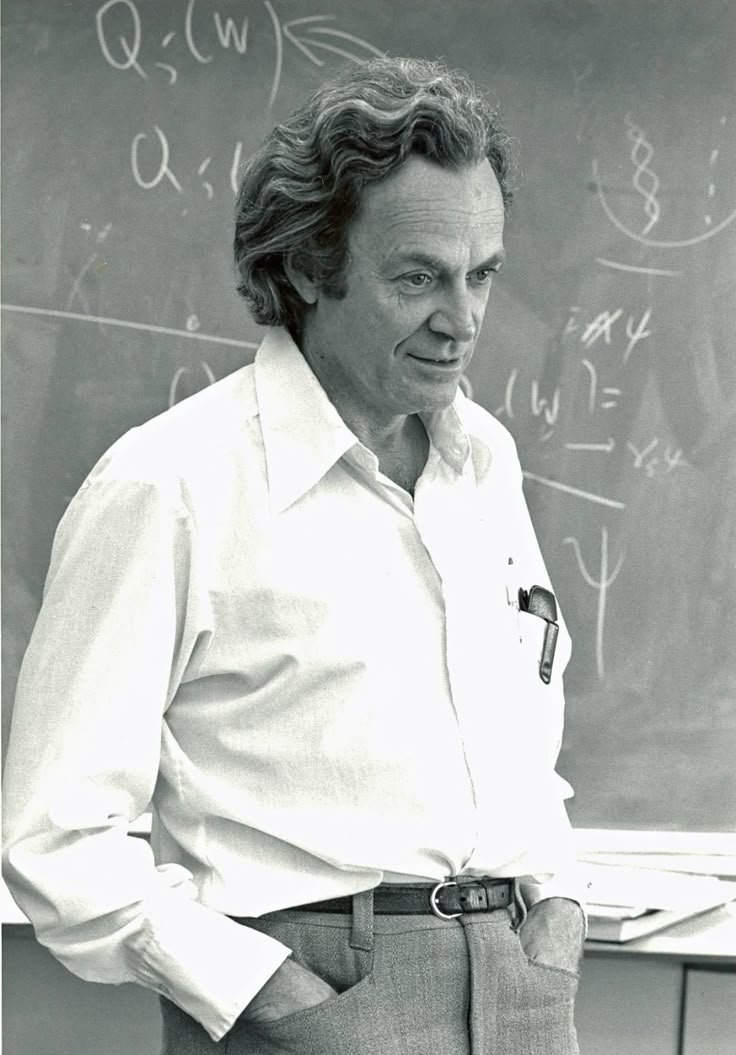 PhysInHistory's tweet image. I, a universe of atoms, an atom in the universe.
- Richard Feynman