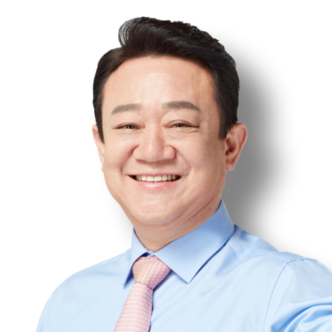 1/ Choi Ho, a former South Korean politician who had been questioned by prosecutors investigating alleged nomination interference involving ex-president Yoon Suk Yeol and his wife Kim Keun Hee, has been found dead on a mountain today in an apparent suicide.