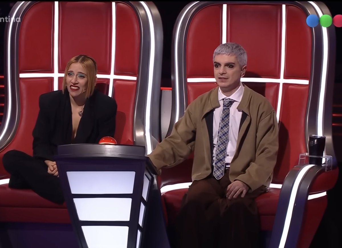 jamoncitocrudo's tweet image. +le esta gustando a miranda 
-miranda: #LaVozArgentina #ReactLaVoz