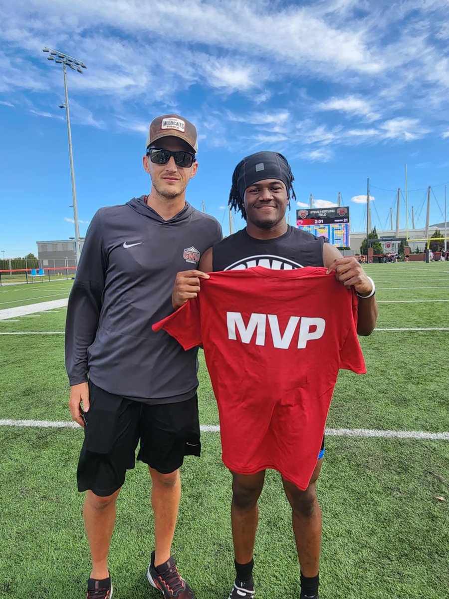 TreAustin46736's tweet image. I had a amazing time competing as a DB at the @CWUFB camp. Jumped a 10’2” broad jump and took home an mvp award. Here are a few clips.