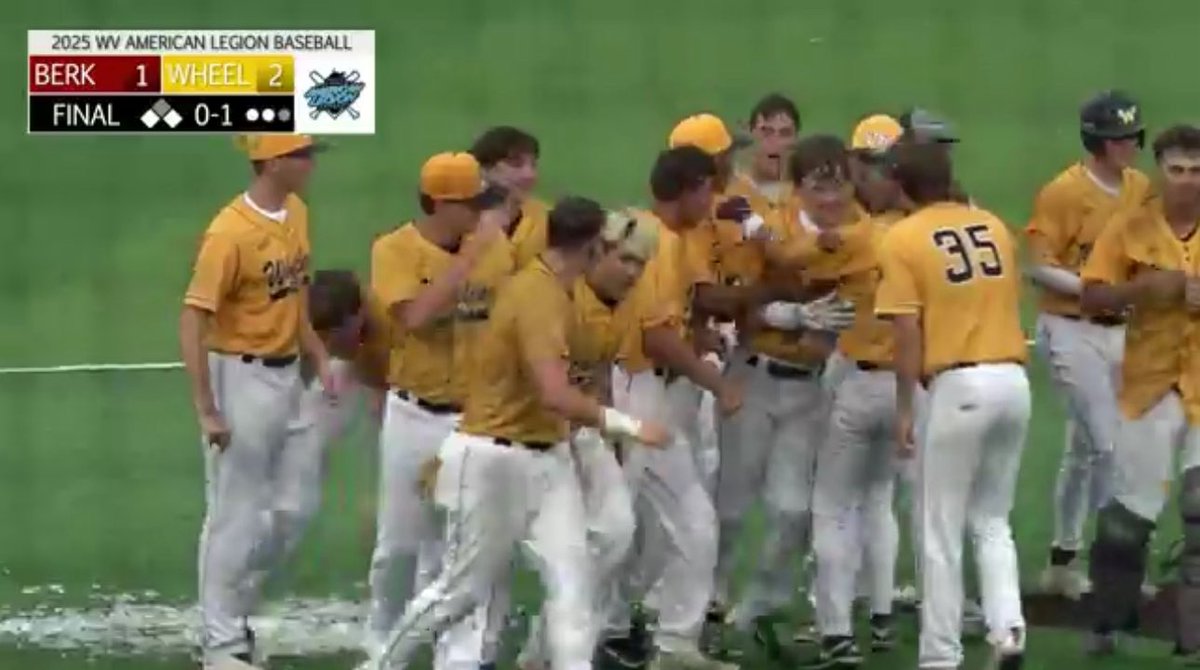 RMetzgerWTOV9's tweet image. 🚨Chris Upton delivers an extra inning walk off hit to put Wheeling @Post1_Baseball one win from defending its state legion title.
Post 1 defeats Berkeley Post 14 by a 2-1 final in 10.
Ryland Robb & Jake Brown outstanding on the mound, each going 5 innings.