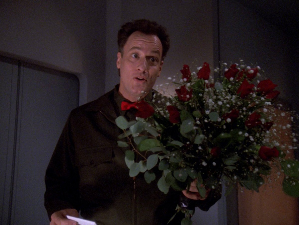 JanelleWaz's tweet image. Q: FLOWERS! #TNG #Tapestry #allstartrek