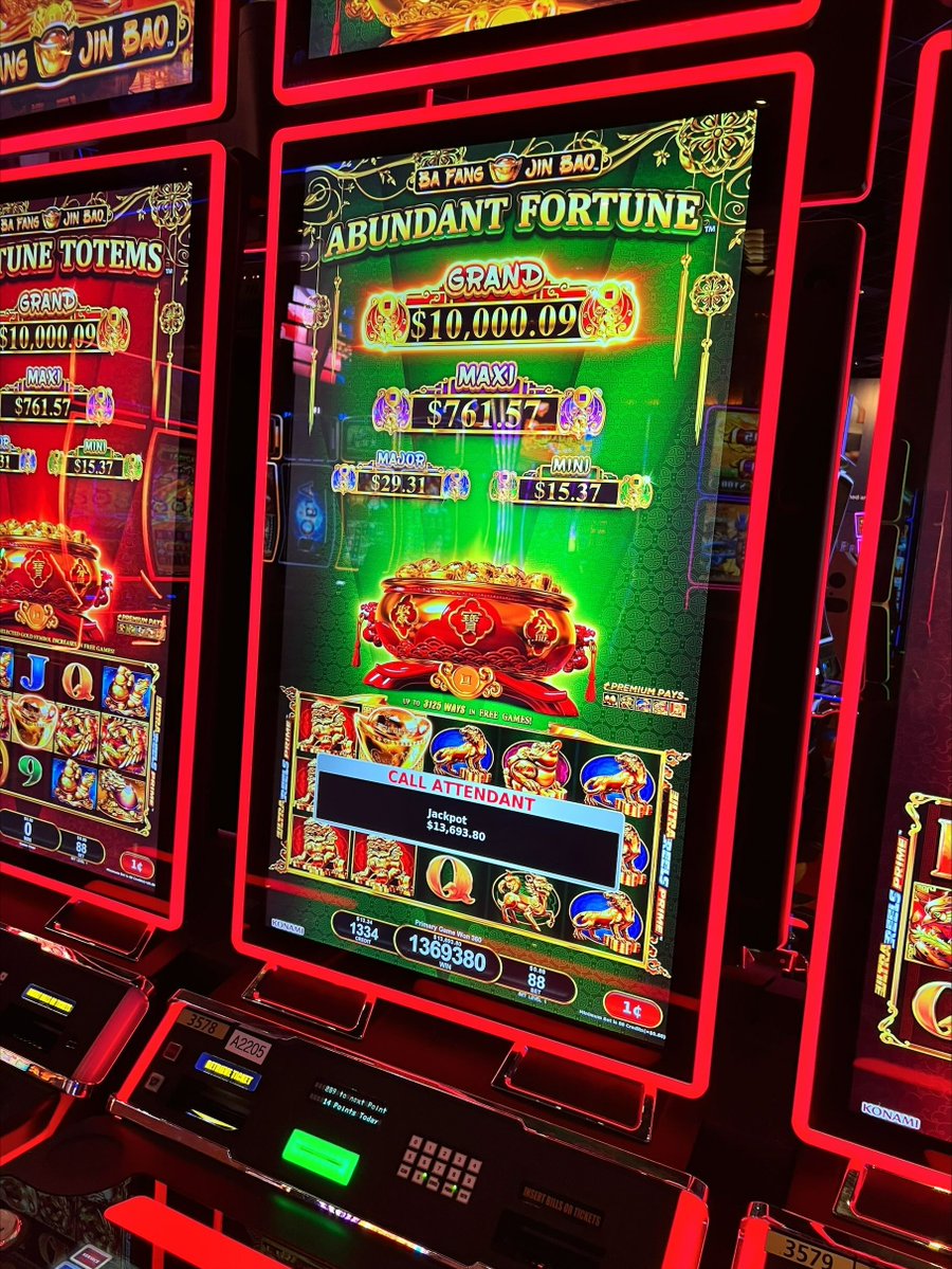 📢 Low bet wins! 📢
We love to see some of Hollywood's most popular machines hit big, especially with low bets! 🤩