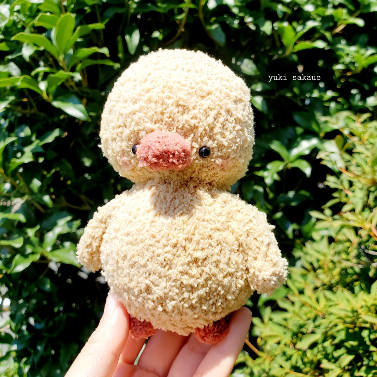 yuki_sakaue's tweet image. ほんわか可愛いひよこさんできました(°´ ˘ `°)♡〃
ひよこさんらしい小ぶりで暖めたくなるサイズ感と、あどけない表情にキュンとする可愛さです🐣🌷
ひよこさんと一緒にお過ごしいかがでしょうか*
minne.com/items/43542296
#ぬいぐるみ