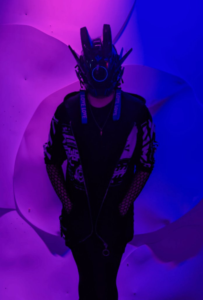 Zimgloko's tweet image. I Like Being A HomoRobo™