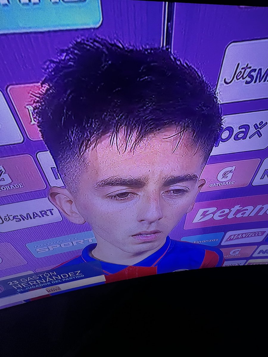 valencasIa's tweet image. estos partidos se juegan con CABEZA y corazón
