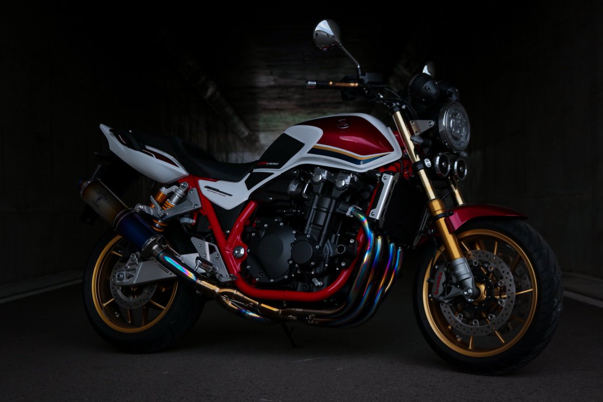 CBR250RR_H's tweet image. この度CB1300SF SPを降りることになりました！
1年ちょっとしか乗れなかったけど最高のバイクでした！
今までありがとう！！

#CB1300SF