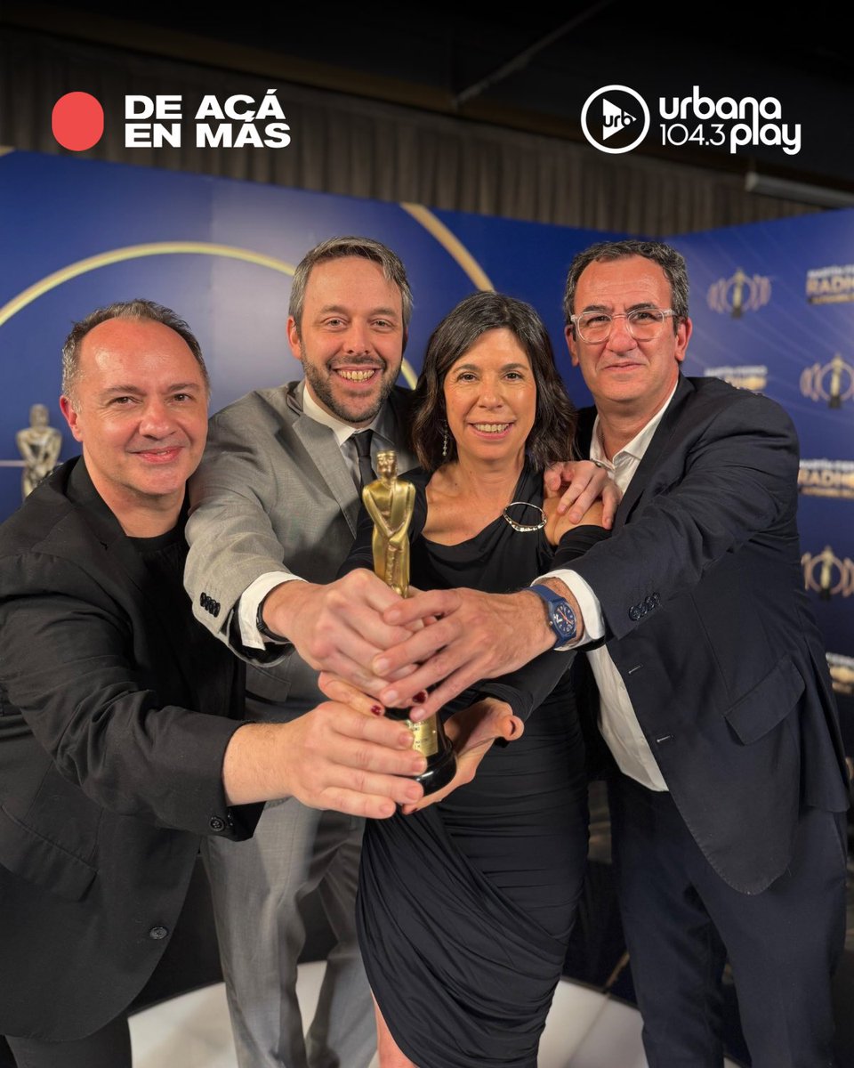 DeAcaEnMasOk's tweet image. ¡GANADORES! Gracias, APTRA 🏆
📻 Programa Periodístico Matutino Diario 2024 en FM
@urbanaplayfm en los #MartínFierro de Radio 🏆 @odonnellmaria @GuidoBercovich @cayon @rolandogallego y equipo de @DeAcaEnMasOk