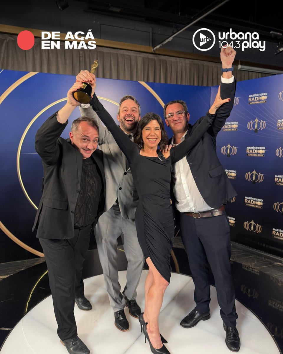 DeAcaEnMasOk's tweet image. ¡GANADORES! Gracias, APTRA 🏆
📻 Programa Periodístico Matutino Diario 2024 en FM
@urbanaplayfm en los #MartínFierro de Radio 🏆 @odonnellmaria @GuidoBercovich @cayon @rolandogallego y equipo de @DeAcaEnMasOk