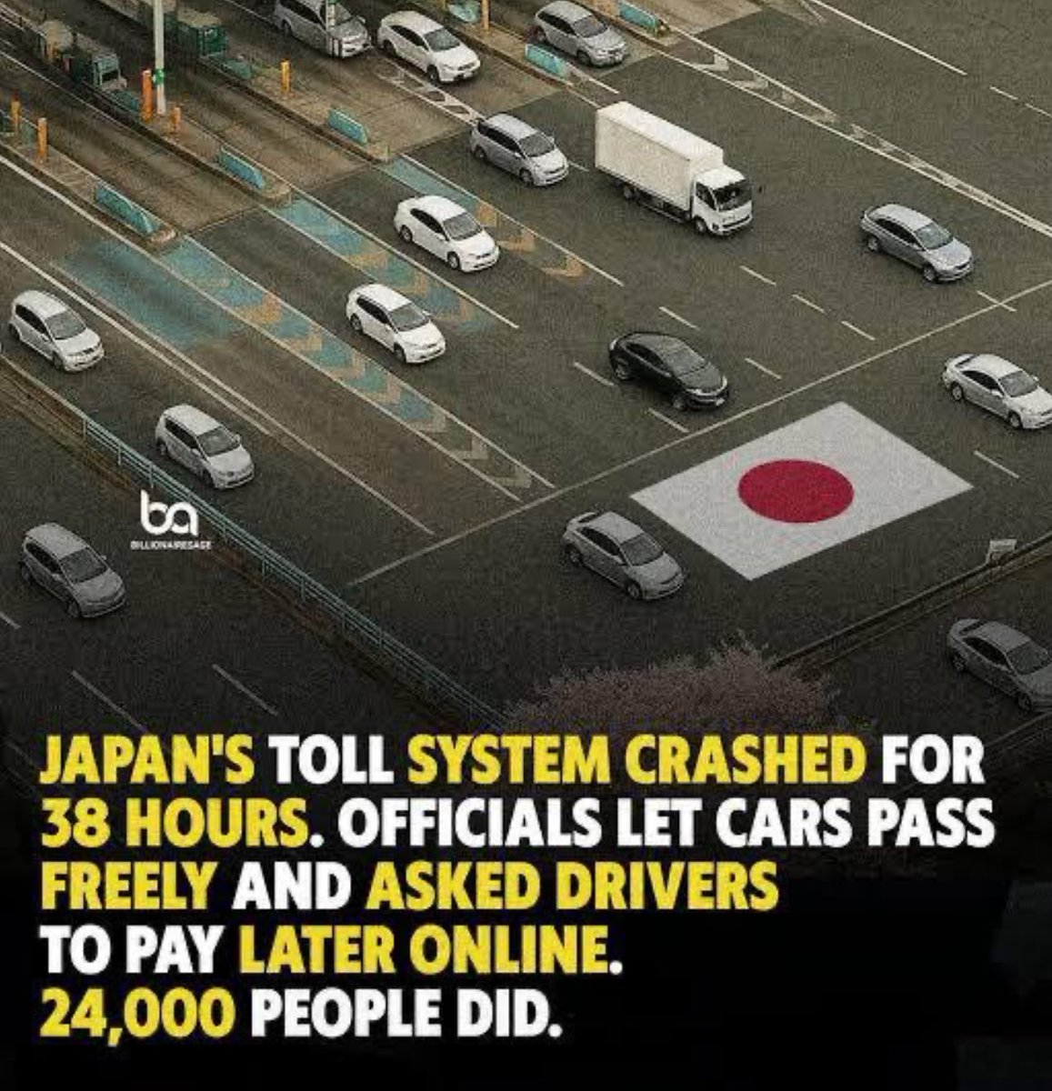 Zaffar_Nama's tweet image. India will start collecting cash, here is no shortage of manpower. Every toll booth employee has two side kicks of his own.