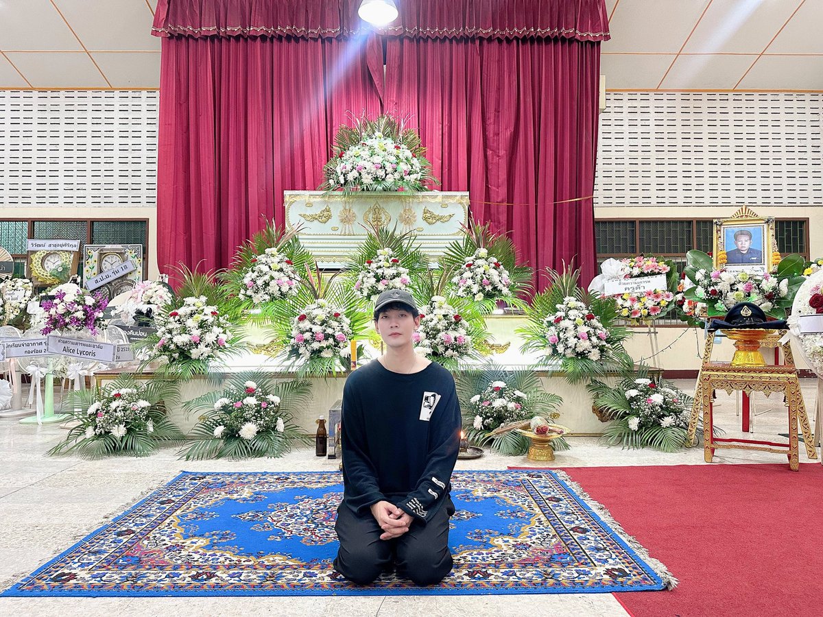 Nnunam_np's tweet image. สวัสดีวันจันทร์ค่ะคุณเมน🤍
ดีใจที่เห็นว่าเธอหน้าตาสดใสขึ้น เธอเก่งมากๆเลยรู้มั้ย เราเชื่อว่าคุณพ่อต้องภูมิใจเพราะเธอทำหน้าที่ได้ดีมากๆมาตลอด สู้ๆนะ✌️ถึงตัวเราจะไปอยู่ตรงนั้นกับเธอไม่ได้ แต่รู้ใช่มั้ยว่าใจเราอยู่กับเธอเสมอนะ🫶
KEEP STRONG KIMMON
รัก🤍
#ขุณขิมมอญ
#โมกิของคิมม่อน