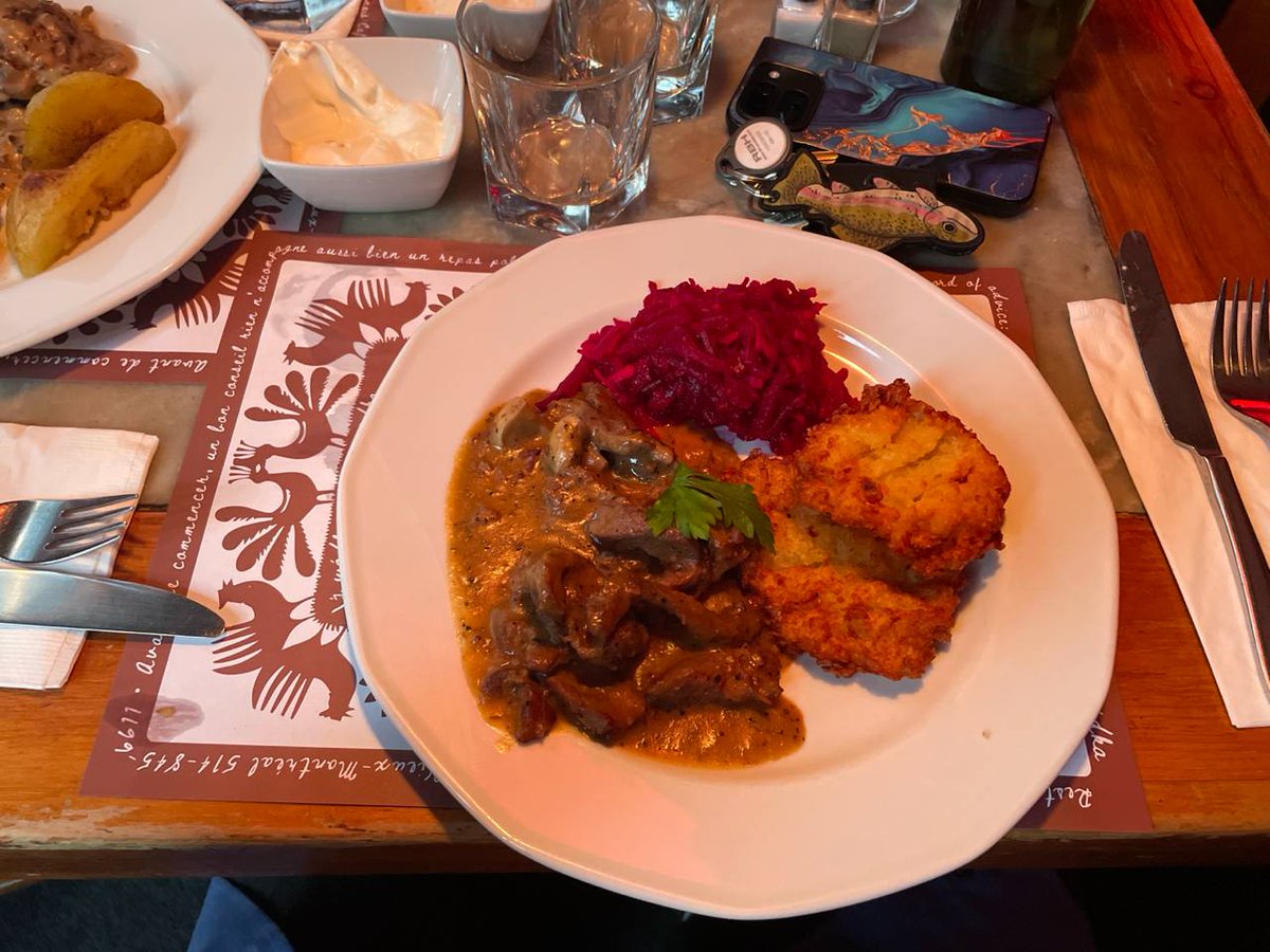 LukaDerg's tweet image. Polish restaurant hit diff