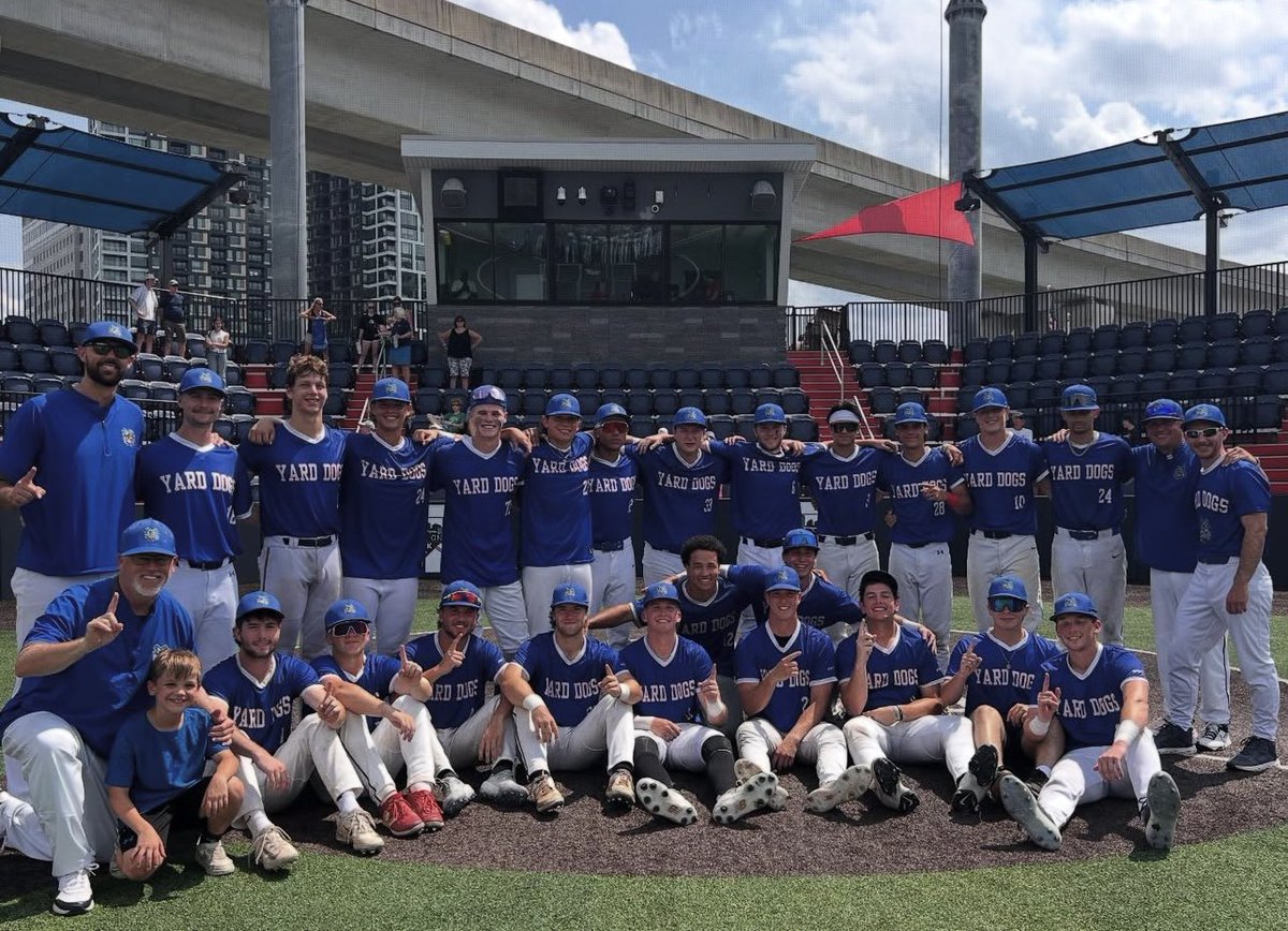 Coach Emerson tweet media