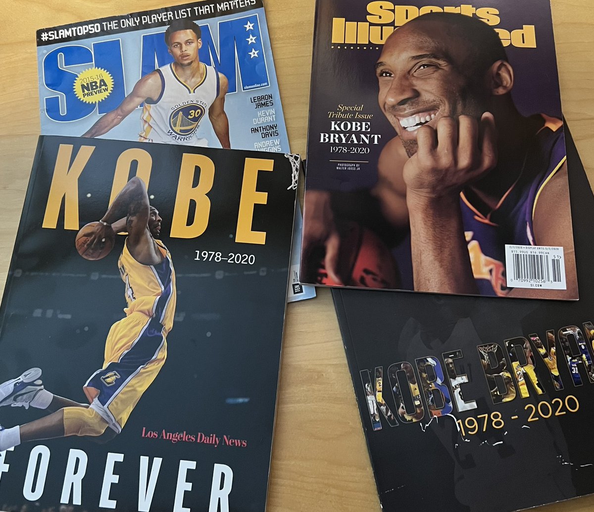 spontaneousJei's tweet image. Thank you so much @StevenAGsmith for the meet up &amp;amp; amazing magazines 👊