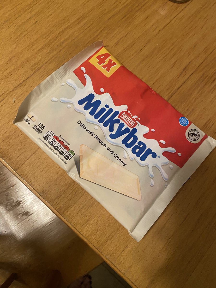 Fl0kky1's tweet image. After I said fuck white chocolate someone said it’s because I haven’t had British white chocolate. Well, I had this fucking oi bruv ass “chocolate” and it tastes like it came freshly squeezed right from the queen’s minge