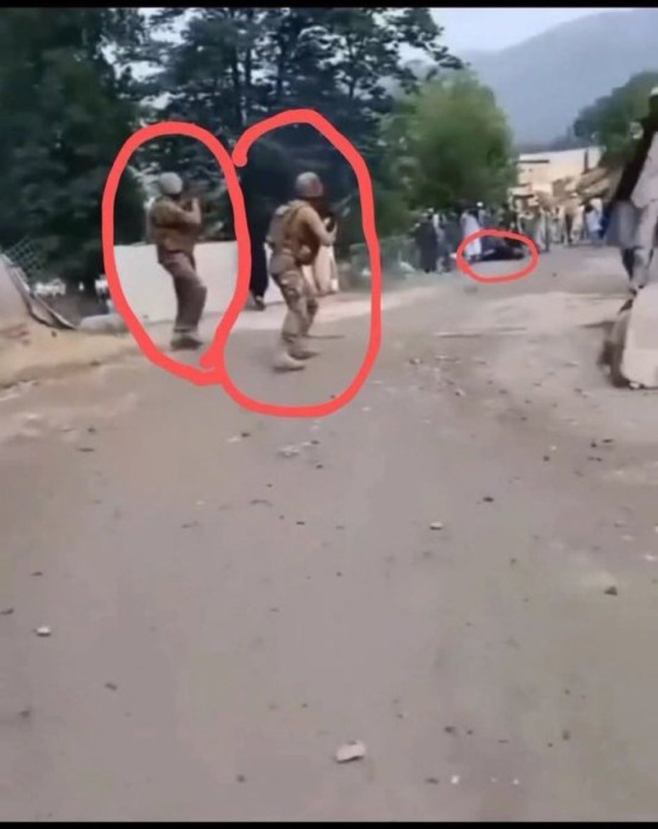 jatti804's tweet image. مافیا کو 5 اگست کی تحریک کا خوف
#قدم_بڑھاؤ_تحریک_چلاؤ
انقلاب صرف عوام سے ھی آئے گا
#عوام_نکلے_گی_تخت_الٹے_گا
سوال ہوتا رھے گا کہ
#گولی_کیوں_چلائی
لہولہان کر دیا
#وادی_تیراہ