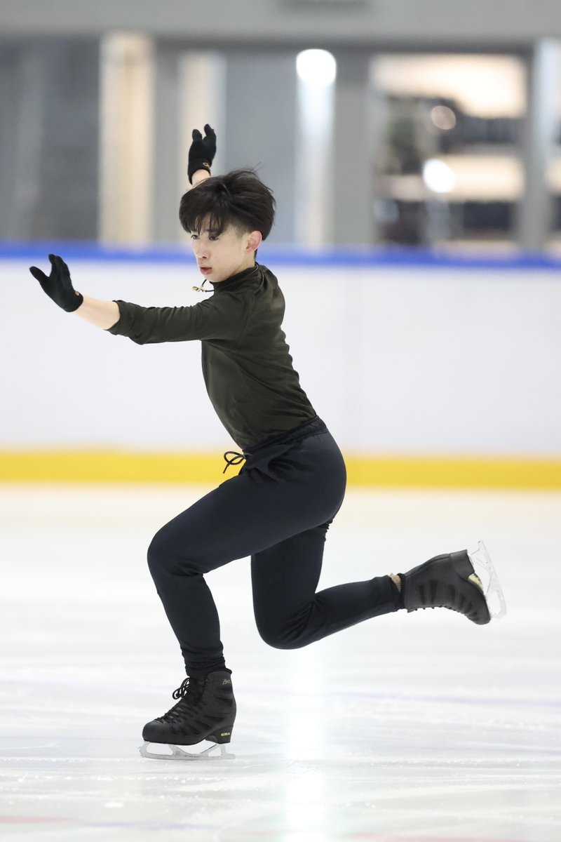 AxelQuadruple's tweet image. 〈 ジュニア強化合宿 〉
#植村駿 選手
Photo by Kiyoshi Sakamoto
#figureskate #ShunUEMURA