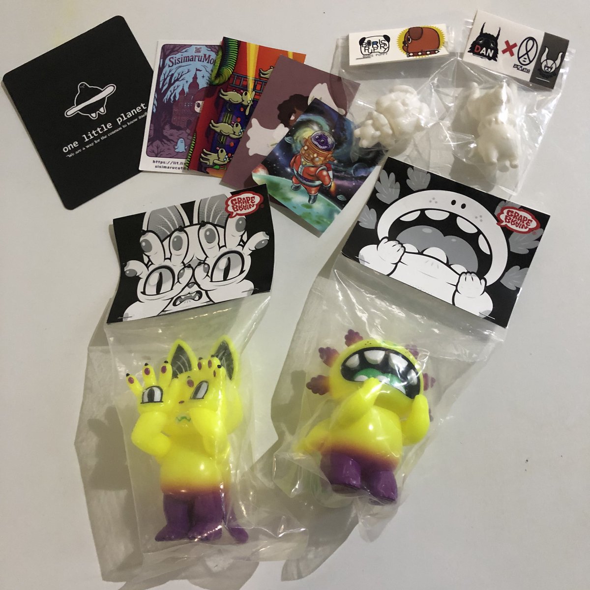 ワンフェス戦利品
夏風邪ひいて午後からの参戦だったので、ほぼほぼ売り切れでしたが、ラス1のオニギリをゲット出来ました⋆*✩⋆*✩