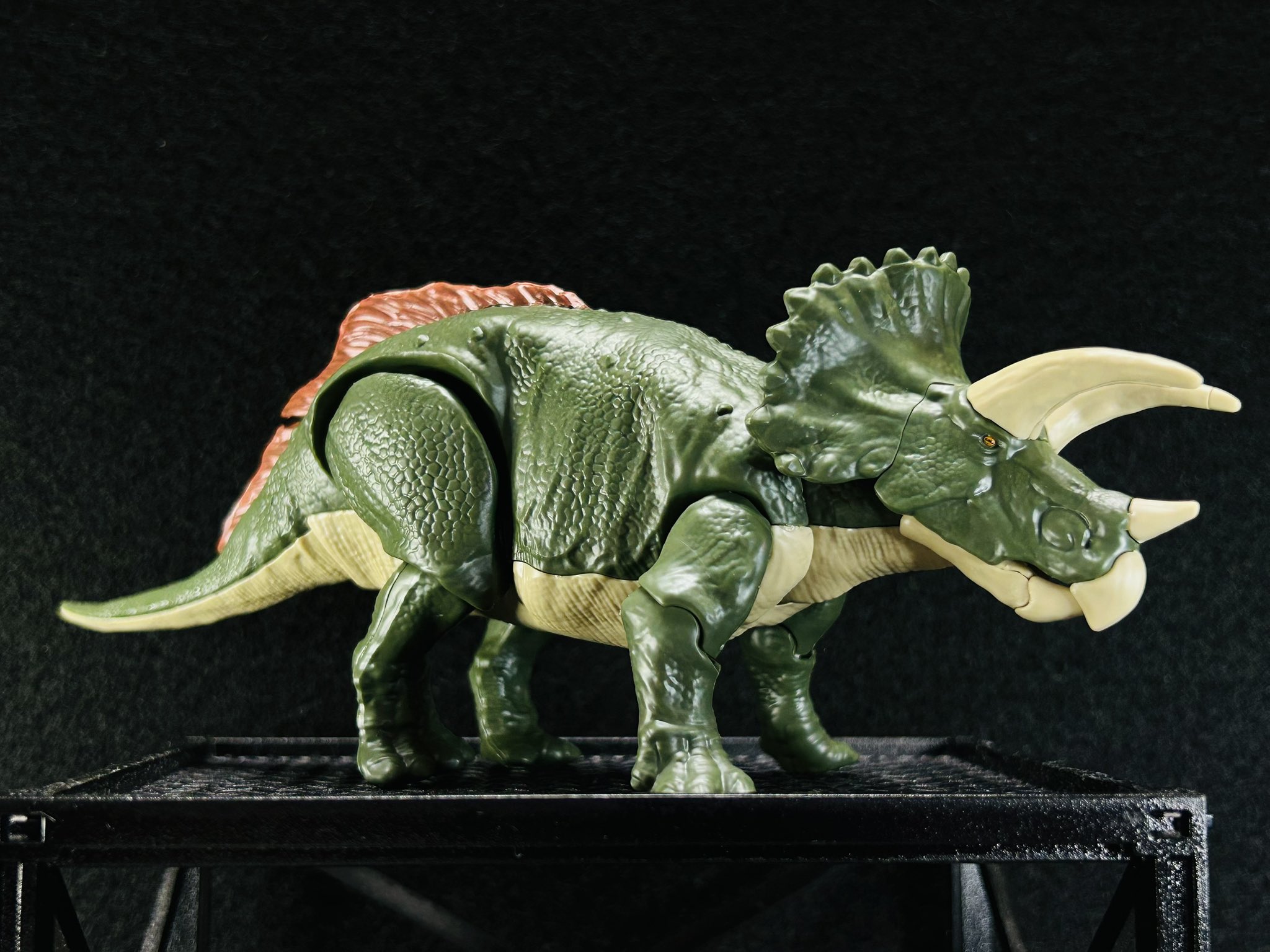 ★MiN ◡̈★　恐竜柄 Dinosaur figure with a cute sleeping face Jurassic World Pop