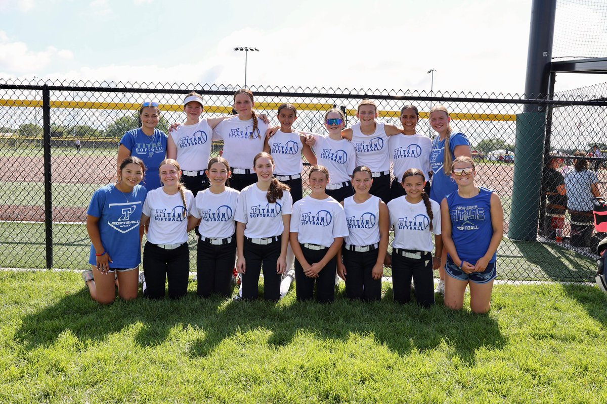 PLSTitansSB's tweet photo. Congratulations to our 2 Freshmen State teams on their strong finishes!
White Team won the Bronze Bracket 4-2 over Millard North.
Blue Team finish Runner-up in the Silver Bracket dropping a heart break 3-2 to LSE. GREAT JOB LADIES‼️💙 #FOE #TBDIR #RTS https://t.co/P2eQDpuBs3