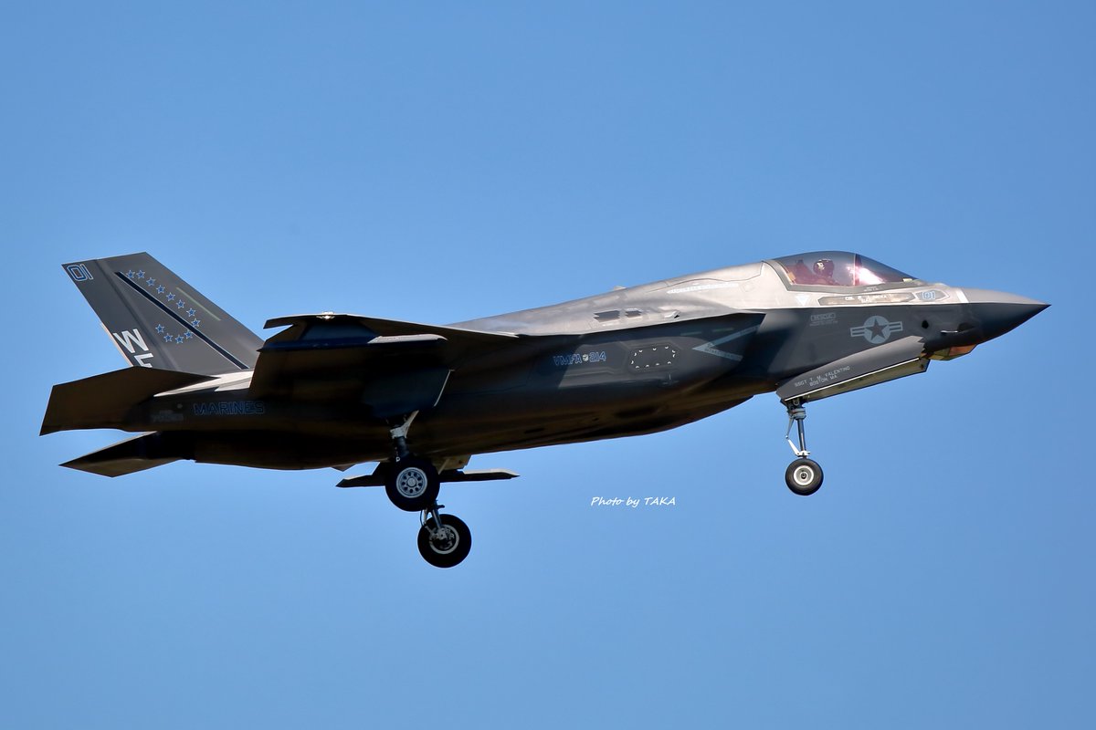 alice_herb's tweet image. 小松基地『レゾリュート・フォース・パシフィック』
USMC VMFA-214 "Black Sheep"
F-35B WE07/BuNo.170059
F-35B WE08/BuNo.170062
F-35B WE01/BuNo.170053★
F-35B WE00/BuNo.170051
岩国基地から飛来した4機のシープ。
ホットピット給油を行い、クイックで離陸して行きました。
2025.7.25 RJNK